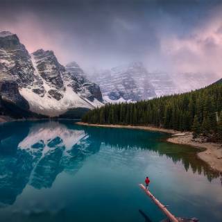 Canadian Rockies Moraine Lake wallpaper