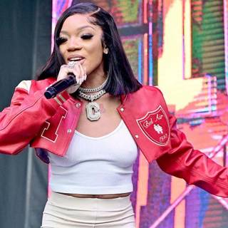 GloRilla rapper wallpaper