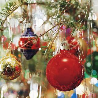 Classic Christmas tree wallpaper