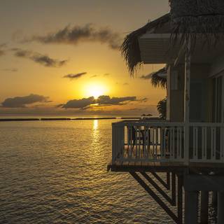 Maldives overwater bungalows wallpaper