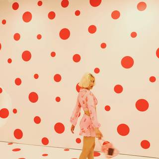 Yaoyi Kusama desktop wallpaper