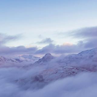 Winter foggy mountain wallpaper