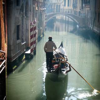 Venice Italy Gondolas wallpaper
