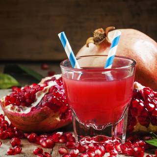 Pomegranate juice wallpaper