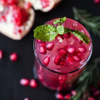 Pomegranate juice wallpaper