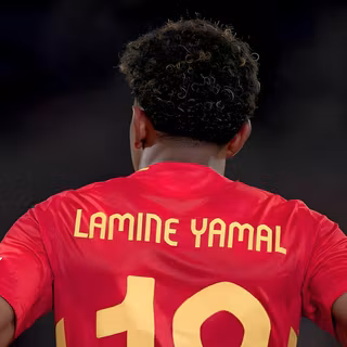 Lamine Yamal aesthetic wallpaper