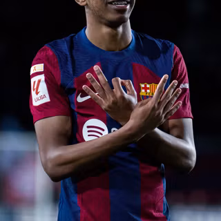 Lamine Yamal aesthetic wallpaper