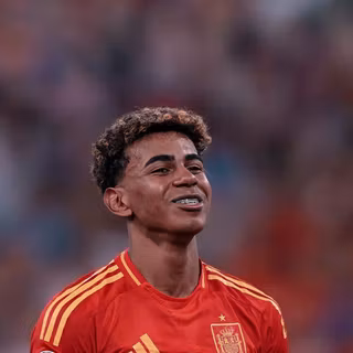 Lamine Yamal aesthetic wallpaper