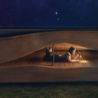 Book reader wallpaper