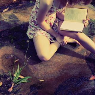 Book reader wallpaper