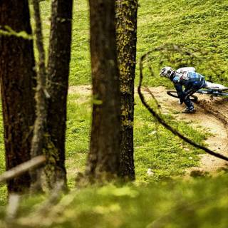 Mountain biking laptop wallpaper