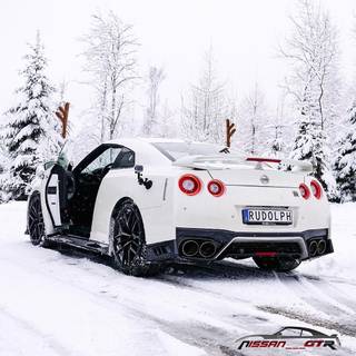 GTR Christmas wallpaper