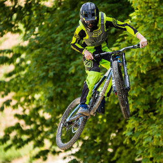 Mountain biking laptop wallpaper