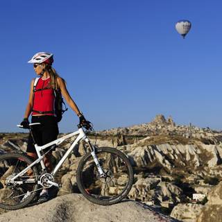 Mountain biking laptop wallpaper