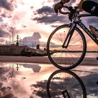 Mountain biking laptop wallpaper