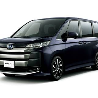 Toyota Noah wallpaper