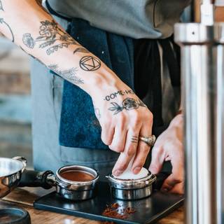 iPhone barista wallpaper