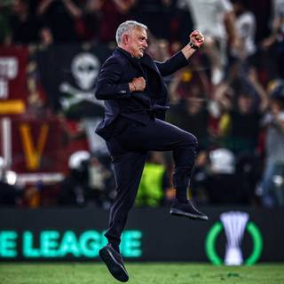 Jose Mourinho iPhone wallpaper