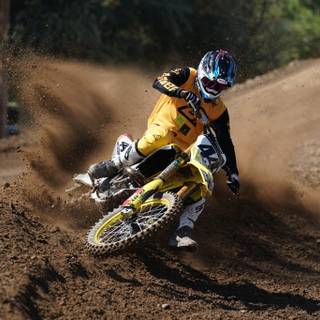 Suzuki RM wallpaper