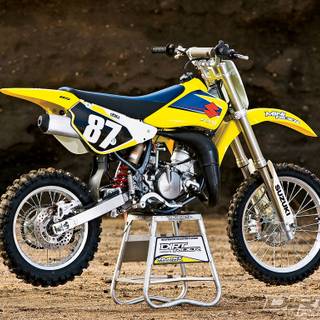 Suzuki RM wallpaper