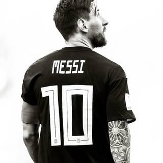 Lionel Messi black wallpaper