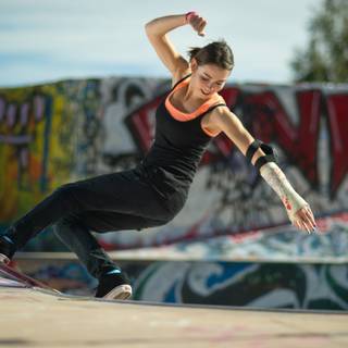 Female skateboarder wallpaper
