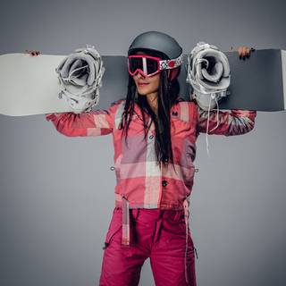 Female snowboarder wallpaper