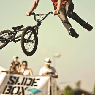 BMX tricks wallpaper