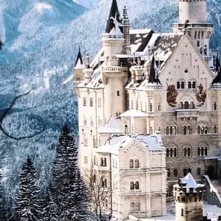 Winter old castle wallpaper