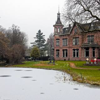 Winter old castle wallpaper