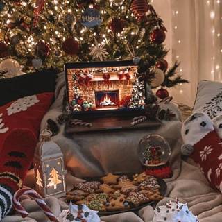 Preppy Christmas house wallpaper