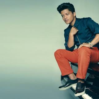 Bruno Mars desktop wallpaper