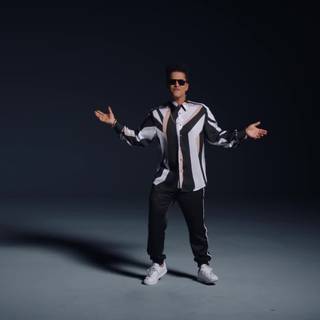 Bruno Mars desktop wallpaper