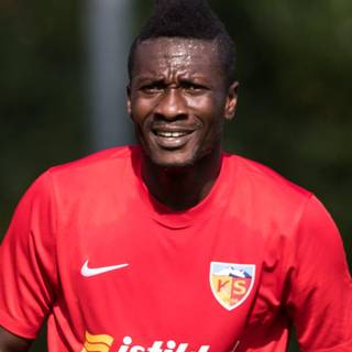 Asamoah Gyan wallpaper
