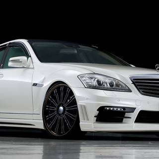 Mercedes W221 wallpaper