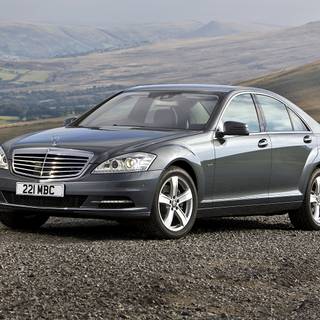 Mercedes W221 wallpaper