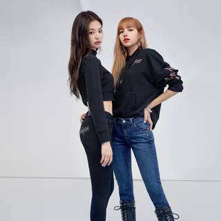 Blackpink Jennie and Lisa wallpaper