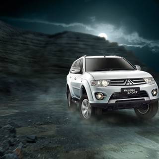 Mitsubishi Montero Sport wallpaper