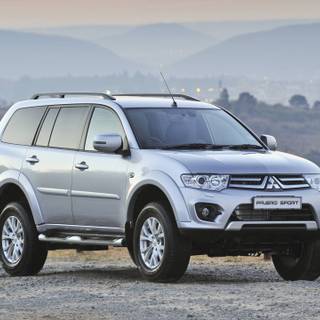Mitsubishi Montero Sport wallpaper