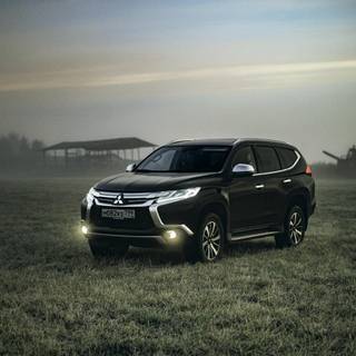 Mitsubishi Montero Sport wallpaper