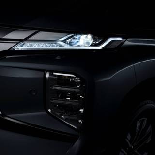 Mitsubishi Montero Sport wallpaper