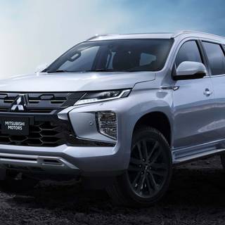 Mitsubishi Montero Sport wallpaper