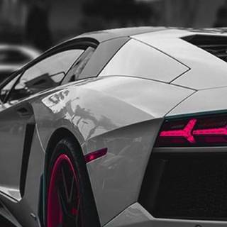 Lamborghini iPhone 12 wallpaper