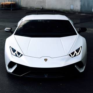 Lamborghini iPhone 12 wallpaper