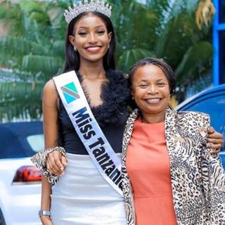 Miss Tanzania wallpaper
