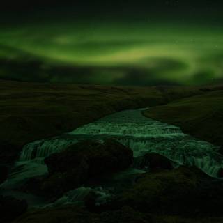 Green aurora wallpaper