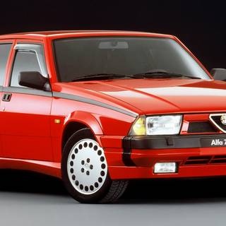 Alfa Romeo 75 wallpaper