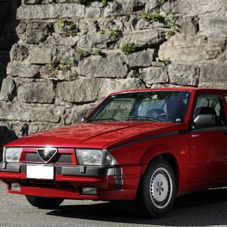 Alfa Romeo 75 wallpaper