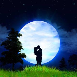 Kissing under the moon wallpaper