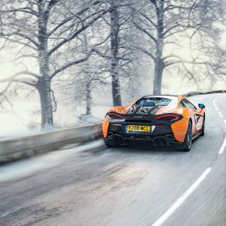 Winter sport cars wallpaper